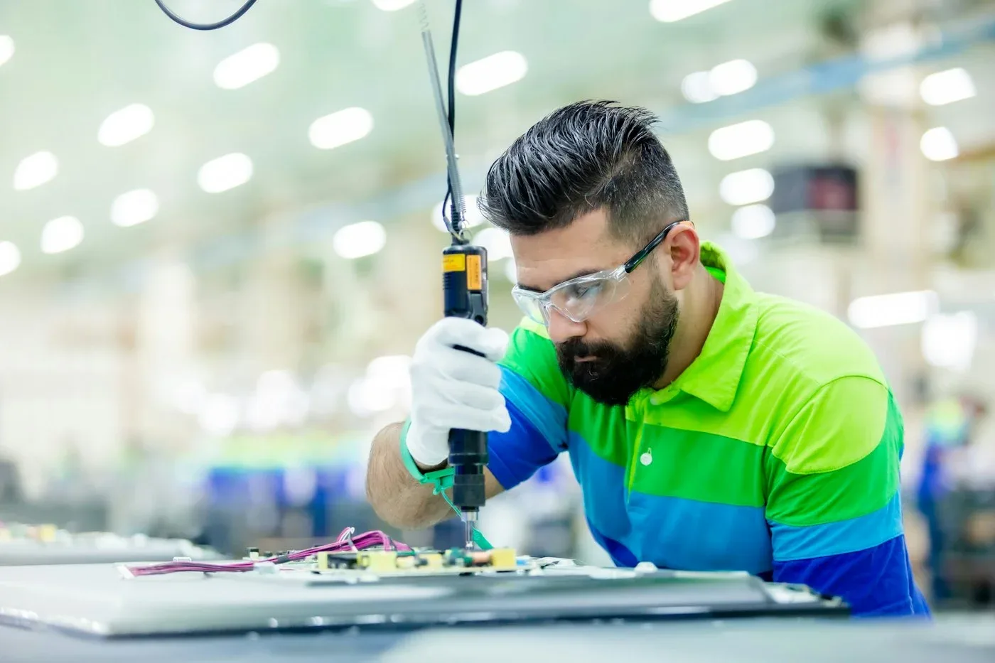 Fornecedor de caldeiraria e estruturas em operação industrial
